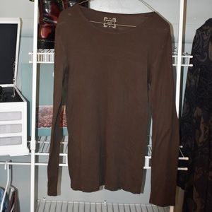 Old Navy kind sleeved layering tee